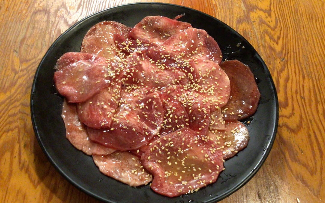 お疲れ様です！休みの日には、ぜひ家族や友人と一緒に当店のホ