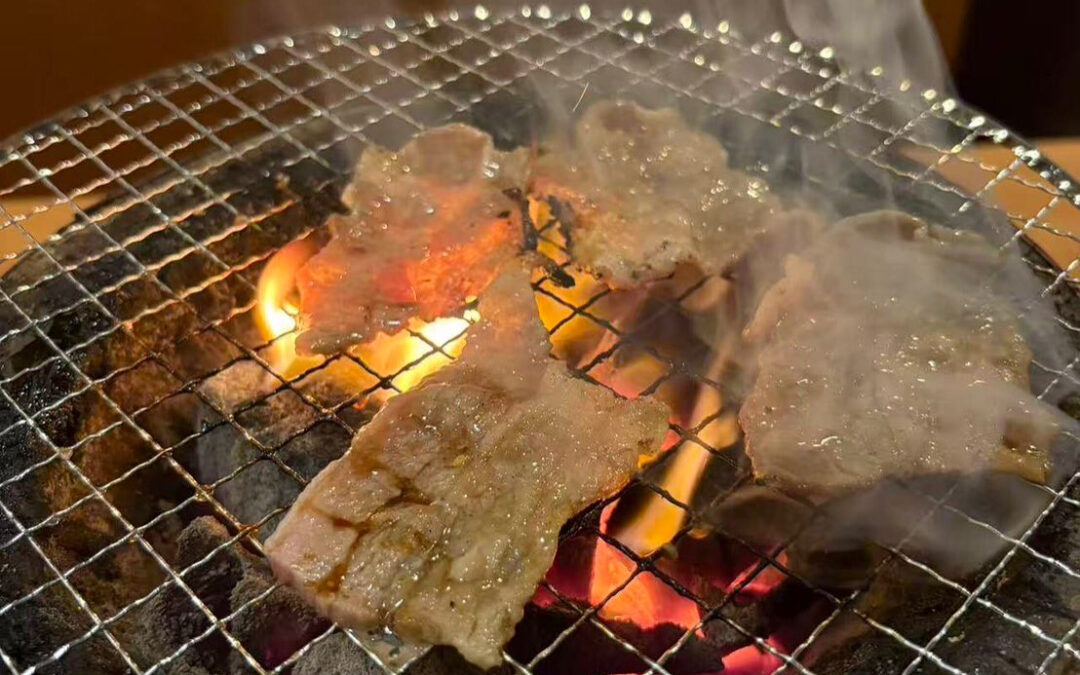 週末は花火大会が盛り上がり、空が色鮮やかに染まりましたね